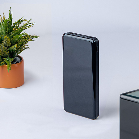 Универсальный аккумулятор Sleek 10 (10000 мАч), черный, 14х6.8х1,5 см Универсальный аккумулятор Sleek 10 (10000 мАч), черный, 14х6.8х1,5 см