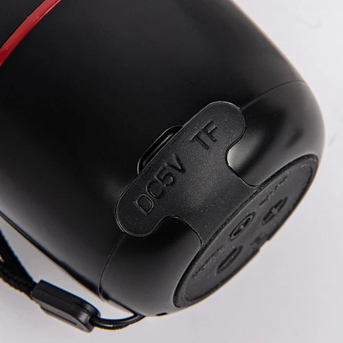 Портативная mini Bluetooth-колонка Sound Burger "Bang" белая